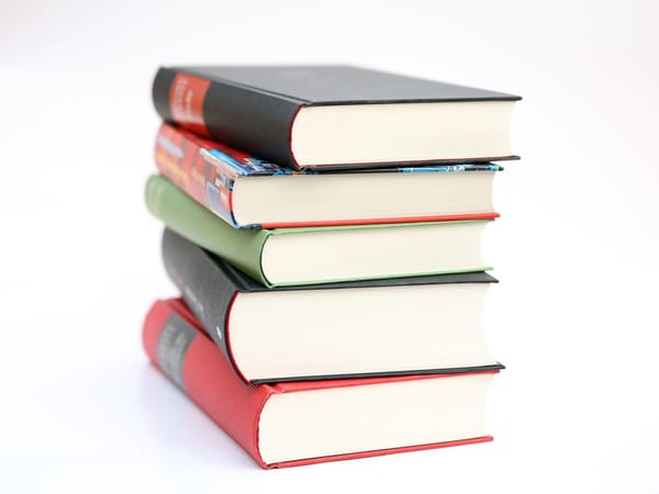 TWiST #128: Wir sprechen über den Buchhandel, Updates von Adobe und Magento